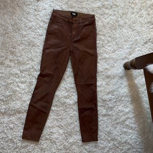 Paige Hoxton Ankle Jean in brown